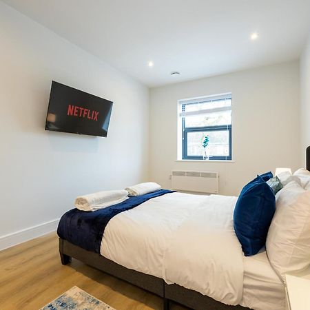 Modern 2 Bed Near Wythenshawe Hospital And Manchester Airport With Parking 외부 사진
