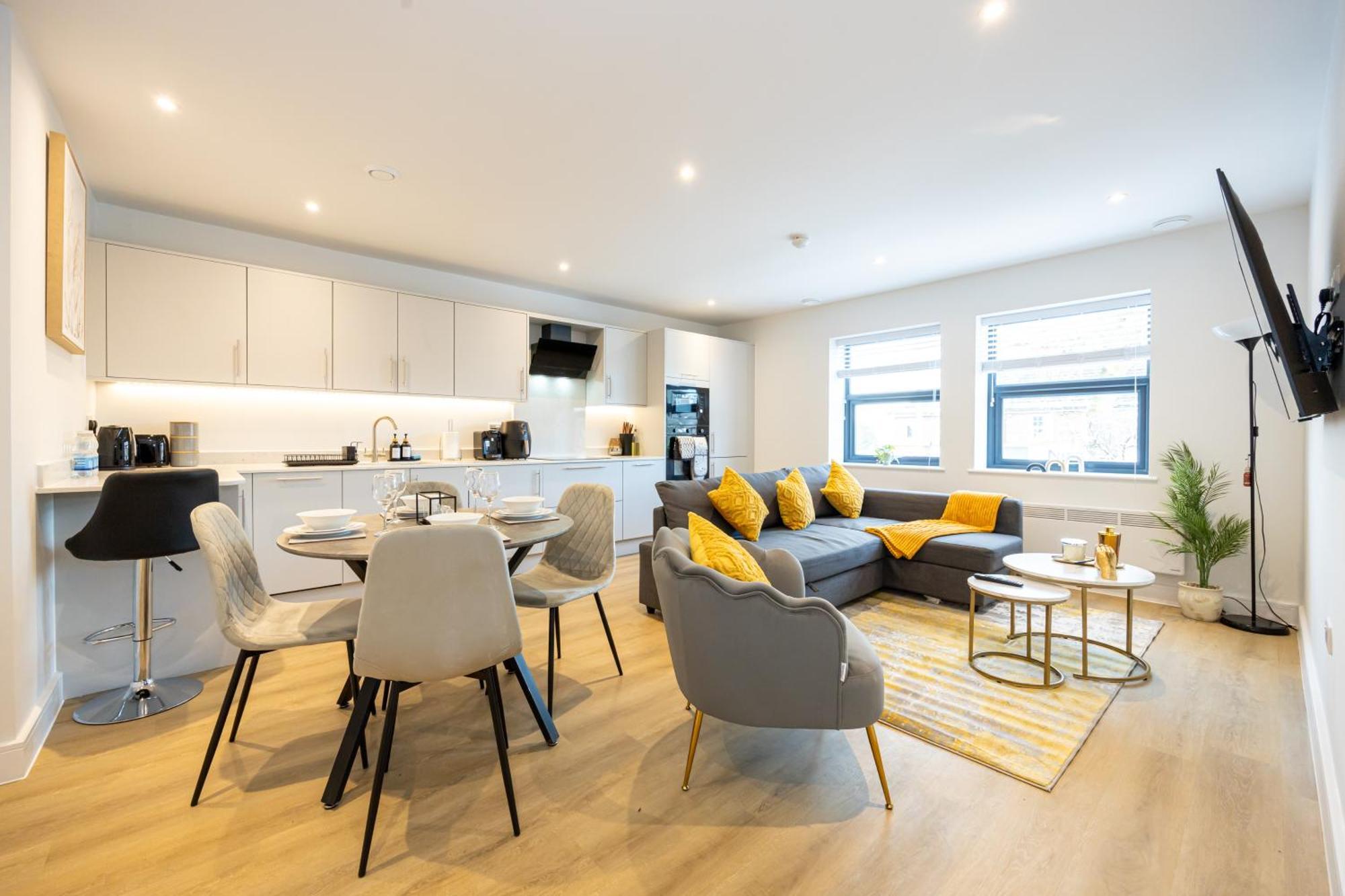 Modern 2 Bed Near Wythenshawe Hospital And Manchester Airport With Parking 외부 사진
