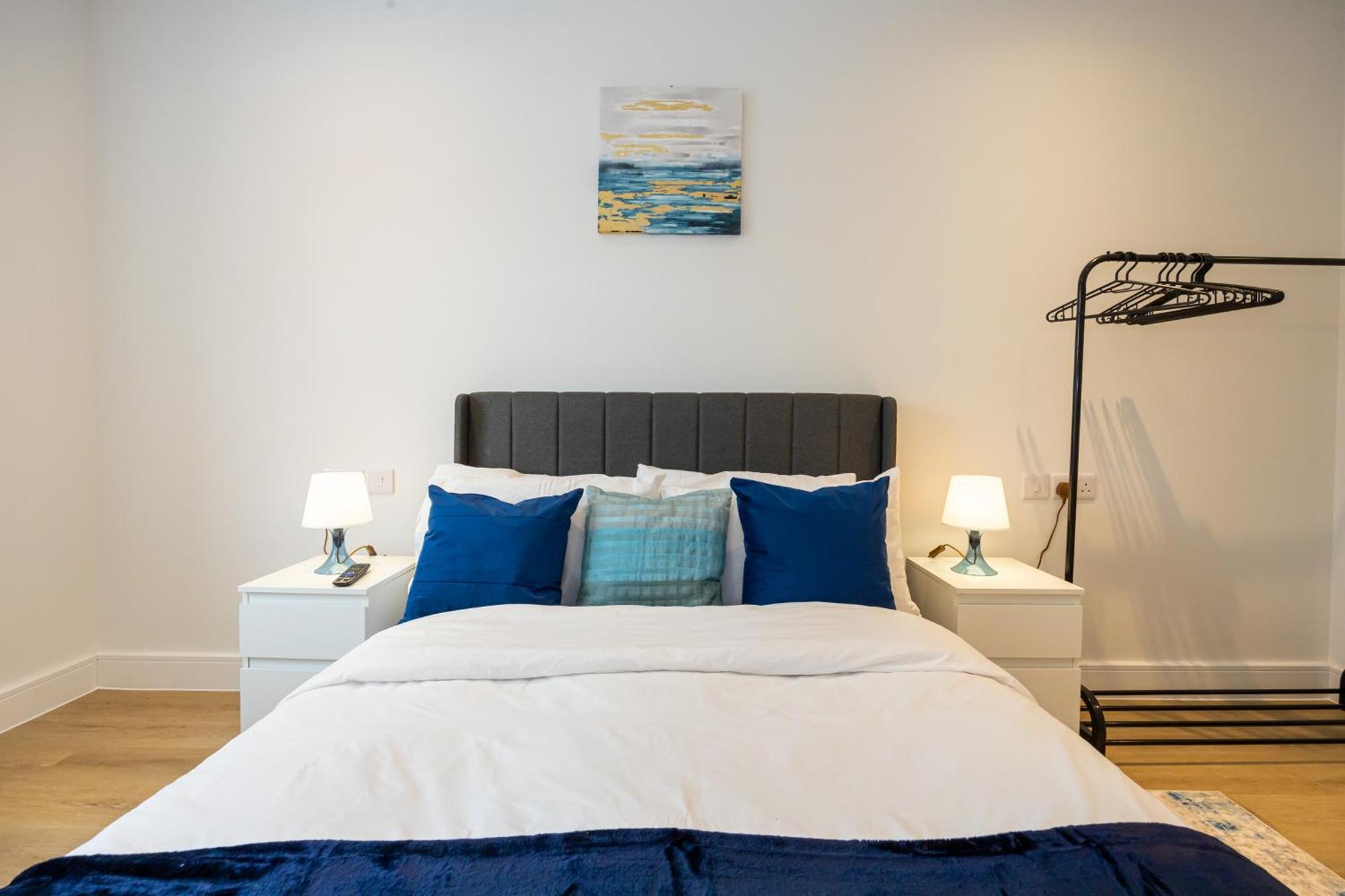 Modern 2 Bed Near Wythenshawe Hospital And Manchester Airport With Parking 외부 사진